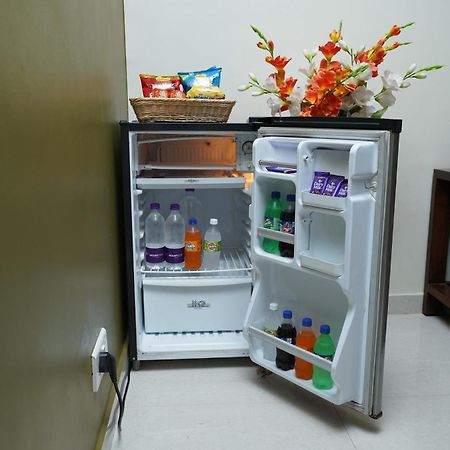 Hotel Metropolis 胡布利 外观 照片